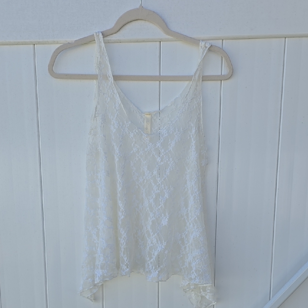 Elegant White Lace Women's Top